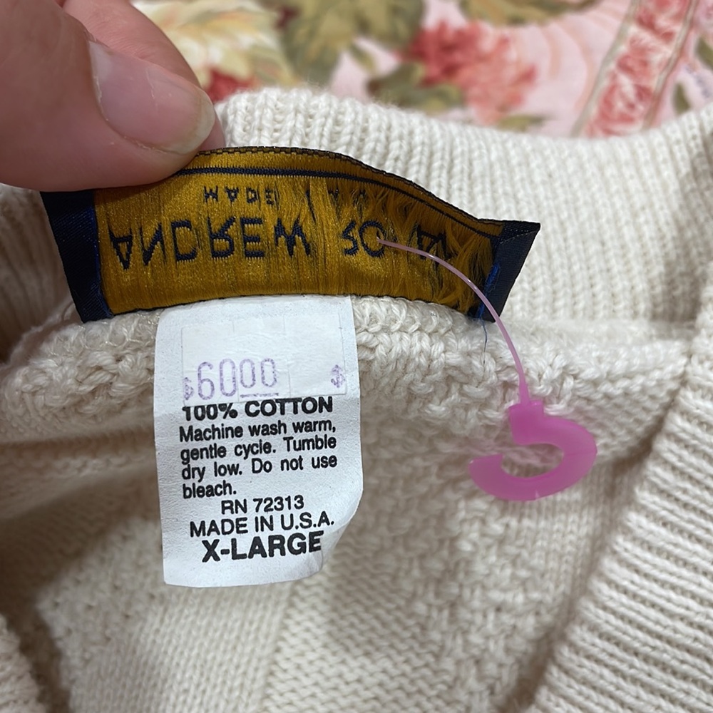 Andrew Rohan v neck sweater - Picture 6 of 6